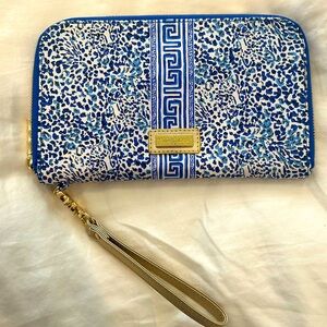 Lilly Pulitzer Passport Wallet